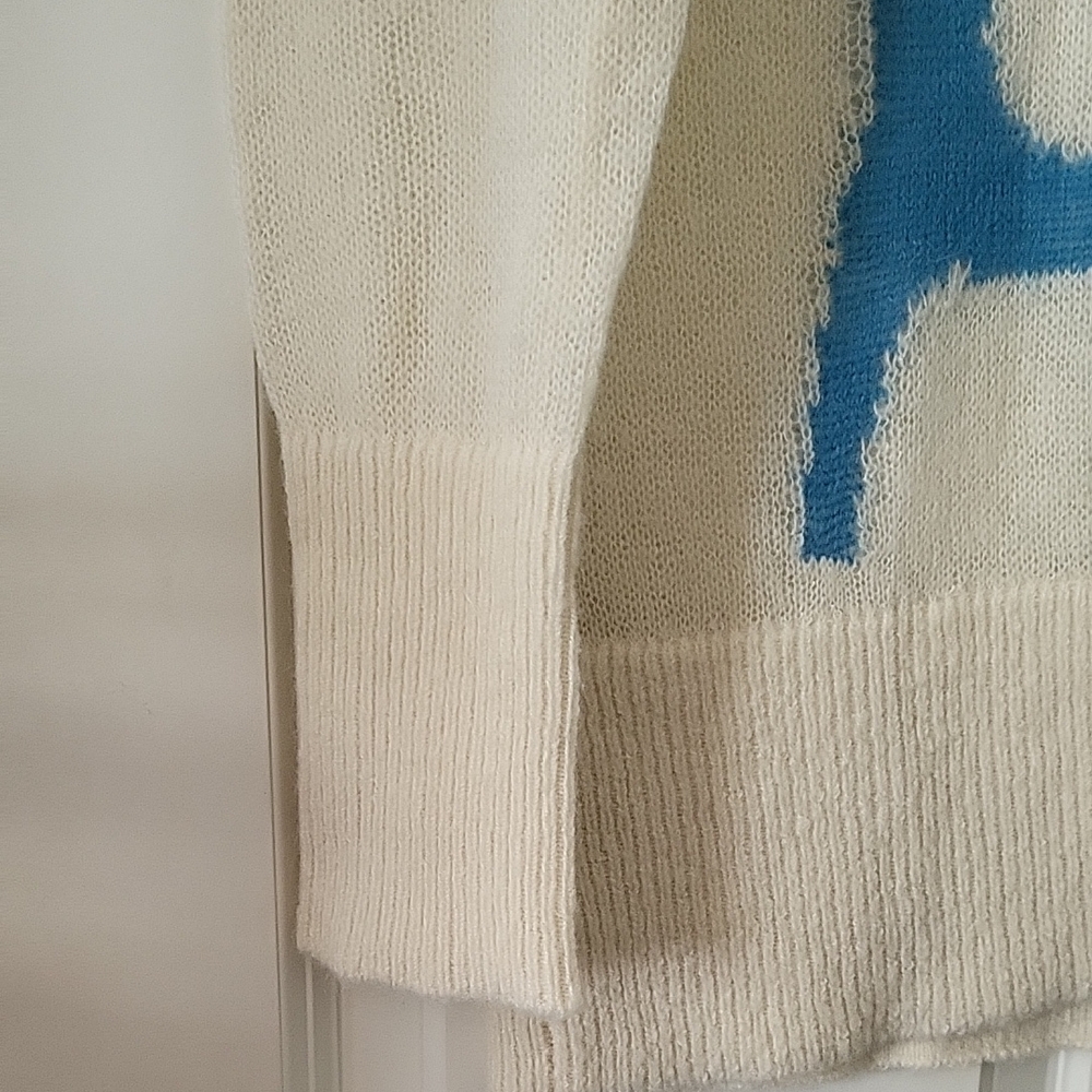 MD'M Ivory Mohair-Blend V-Neck Sweater with Turquoise Pattern Women Size M - Picture 7 of 9